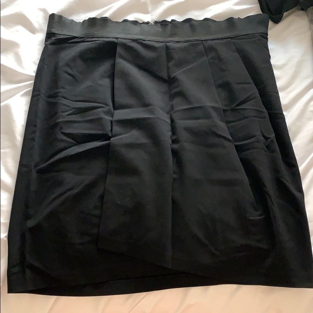 Kenneth Cole Reaction Skirt Size 10